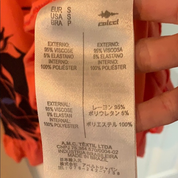 Colcci Dress! Bright and cheerful flattering piece - Picture 5 of 5